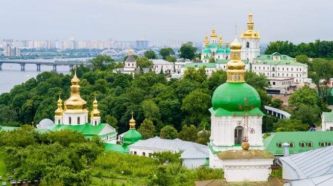 Drei Hauptstädte: Kiew - Moskau - St. Petersburg (CB-18)