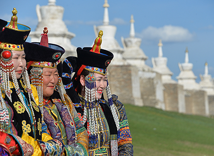 Transmongolische Tour Ost - West mit Naadam: Peking - Ulan Bator - Baikalsee - Jekaterinburg - Moskau (TS-19)