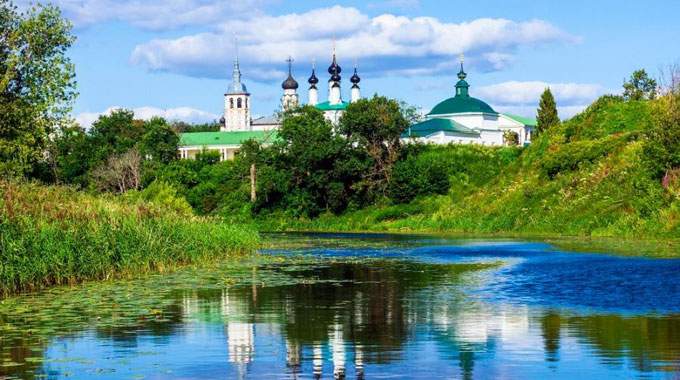 Die Große Russland-Entdeckertour: Goldener Ring, Moskau und St. Petersburg (CB-06)