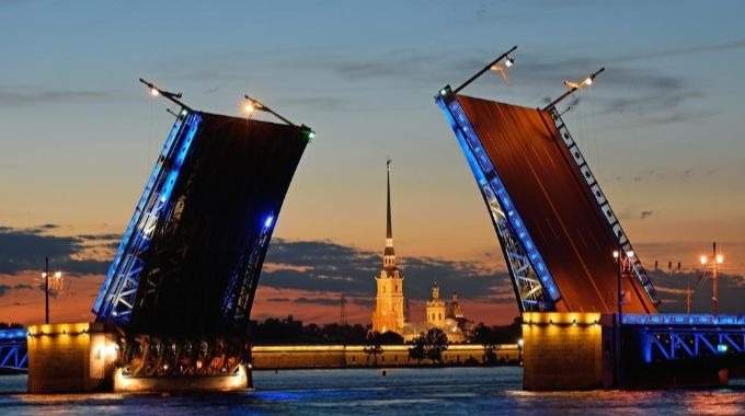 5-Sterne Russische Flusskreuzfahrt - St. Petersburg - Goldener Ring - Moskau - 8 Tage (CR-44)